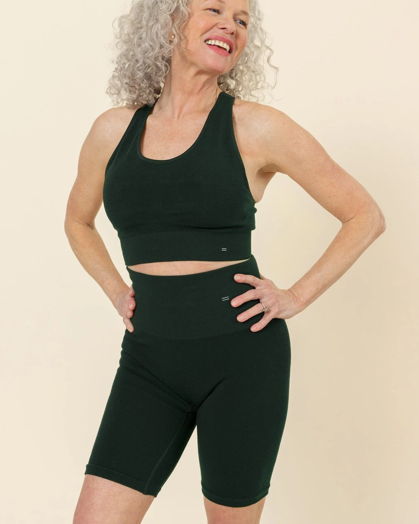 Essential Compressive Short 8" - Image 10