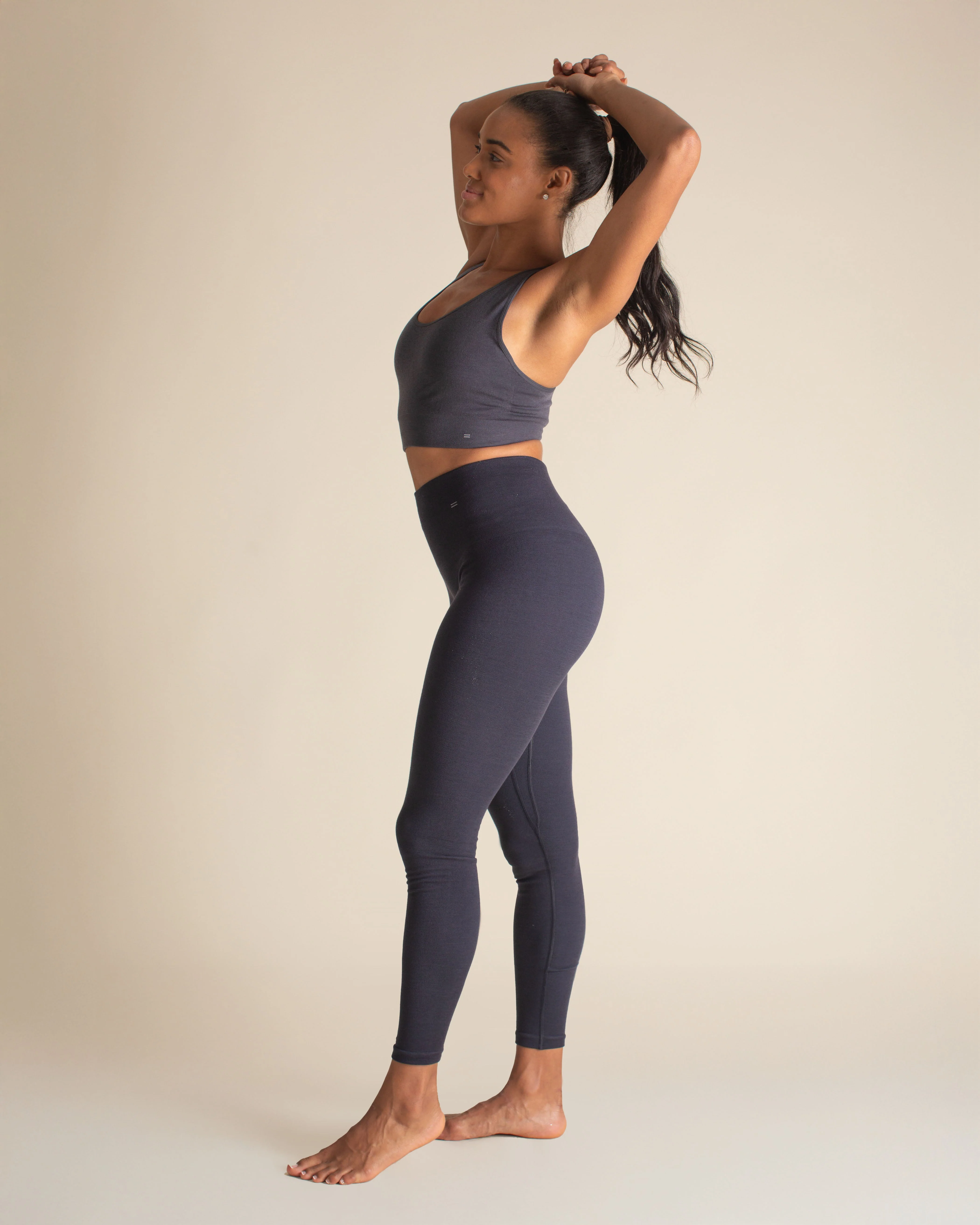 Essential Compressive Legging 28" - Image 23